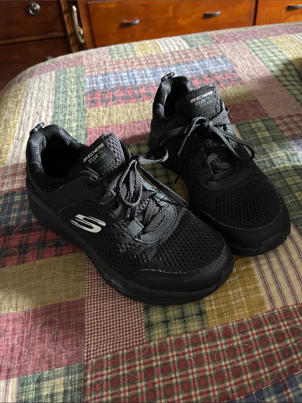 Skechers Black Mesh Lace-Up Walking Shoes